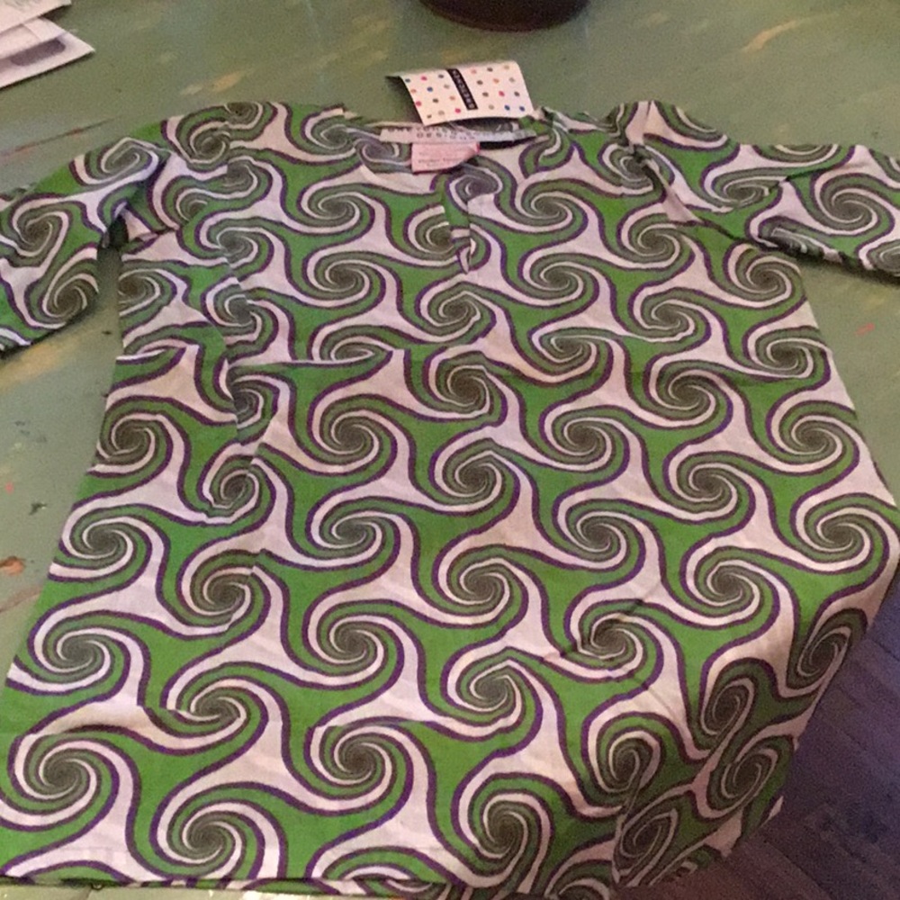 Gretchen Scott Girls Top - size 4/6 - NWT